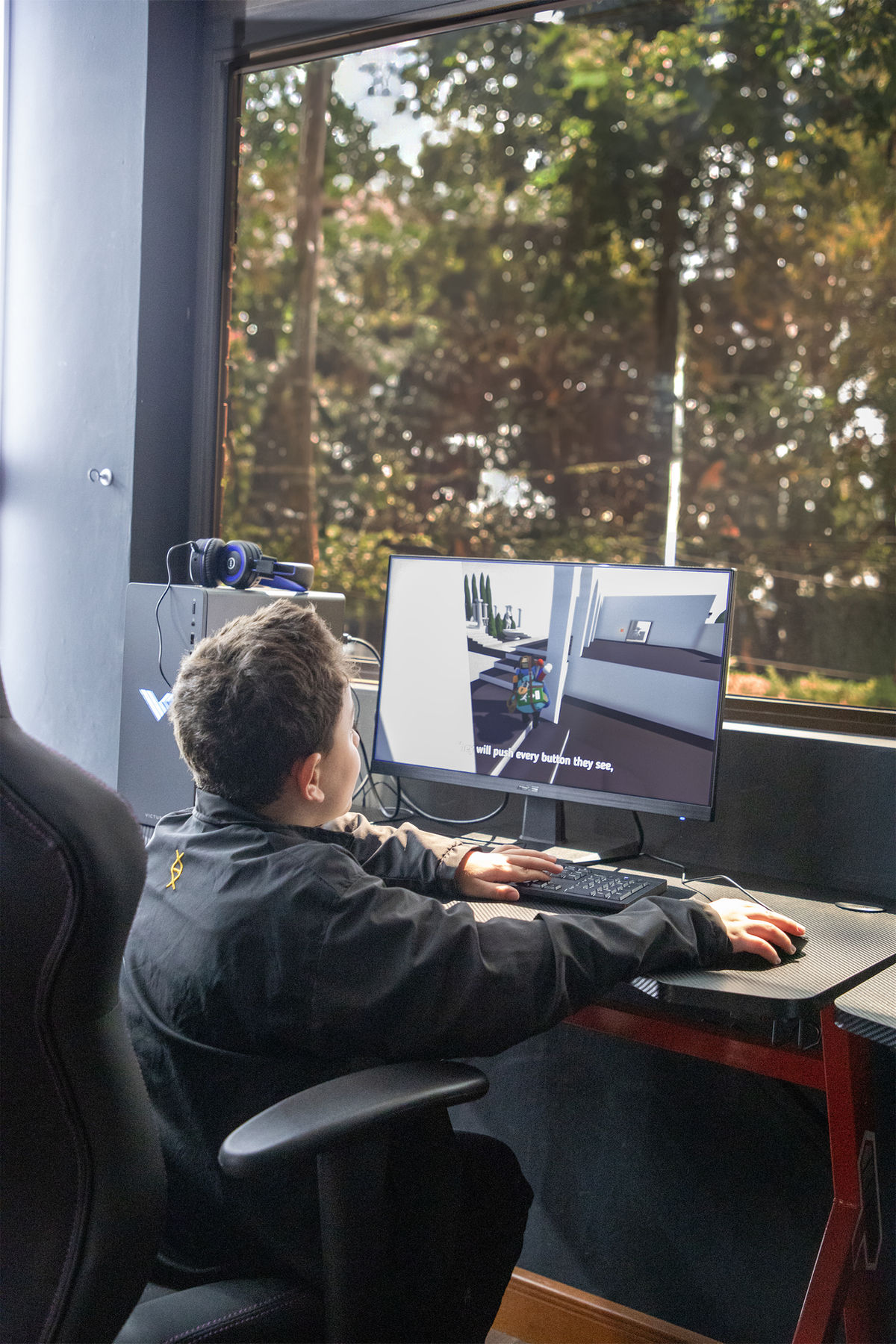 Alumnos de Colegio Hélice en una dinámica de aprendizaje basado en juego
